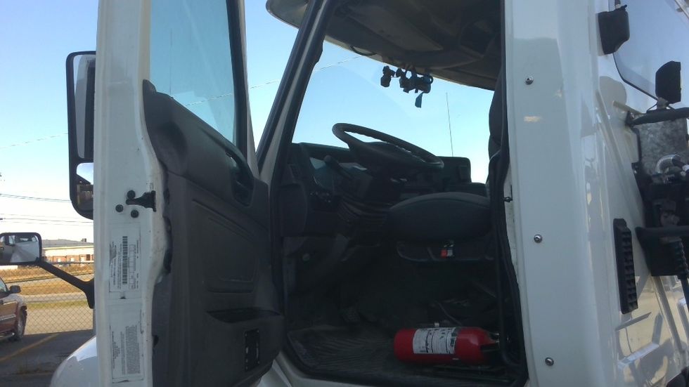 Day Cab Tractor-Heavy Duty Tractors-International-2019-LT625-Boaz-AL-374,945\n\t\tmiles-$ 27,500 - Image 9