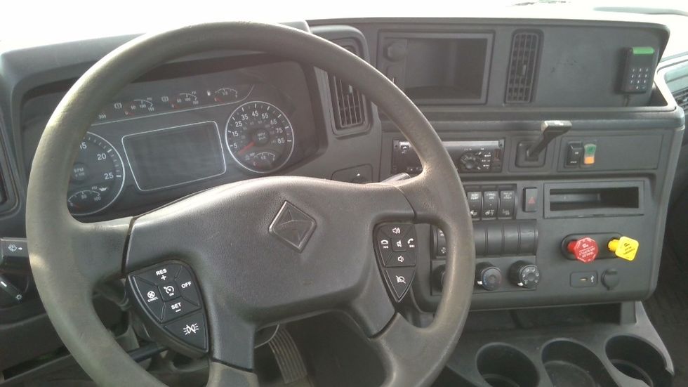 Day Cab Tractor-Heavy Duty Tractors-International-2019-LT625-Boaz-AL-432,105\n\t\tmiles-$ 24,250 - Image 11