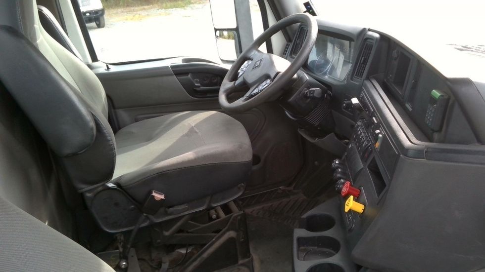 Day Cab Tractor-Heavy Duty Tractors-International-2019-LT625-Boaz-AL-432,105\n\t\tmiles-$ 24,250 - Image 14