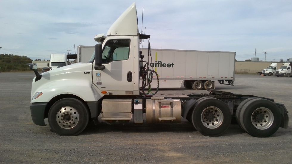 Day Cab Tractor-Heavy Duty Tractors-International-2019-LT625-Boaz-AL-432,105\n\t\tmiles-$ 24,250 - Image 4