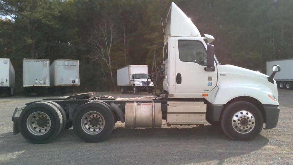 Day Cab Tractor-Heavy Duty Tractors-International-2019-LT625-Boaz-AL-432,105\n\t\tmiles-$ 24,250 - Image 8
