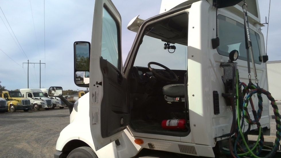 Day Cab Tractor-Heavy Duty Tractors-International-2019-LT625-Boaz-AL-432,105\n\t\tmiles-$ 24,250 - Image 9