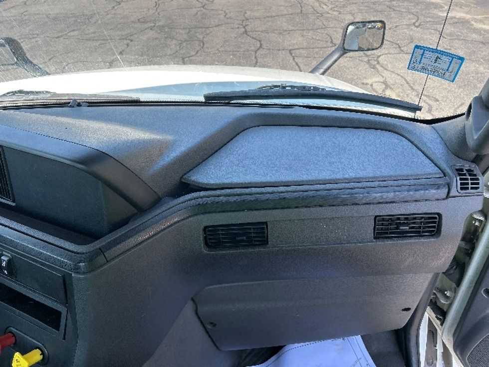 Day Cab Tractor-Heavy Duty Tractors-International-2019-LT625-Braintree-MA-160,806\n\t\tmiles-$ 29,000 - Image 13