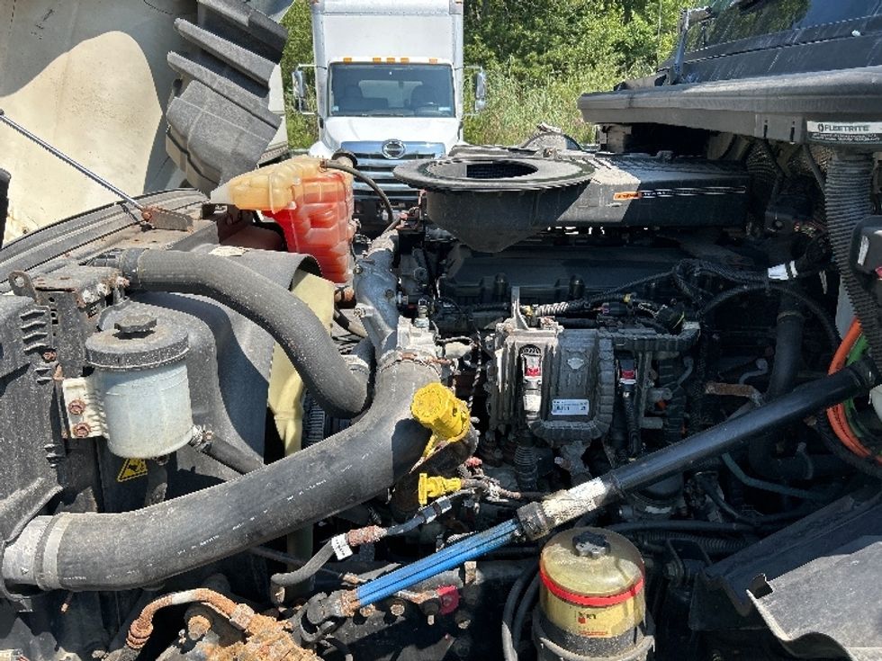 Day Cab Tractor-Heavy Duty Tractors-International-2019-LT625-Braintree-MA-160,806\n\t\tmiles-$ 29,000 - Image 16