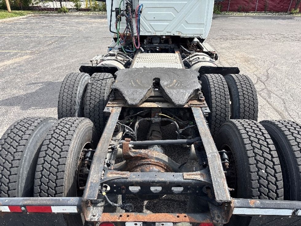 Day Cab Tractor-Heavy Duty Tractors-International-2019-LT625-Brampton-ON-344,320\n\t\tkm-$ 35,750 - Image 6