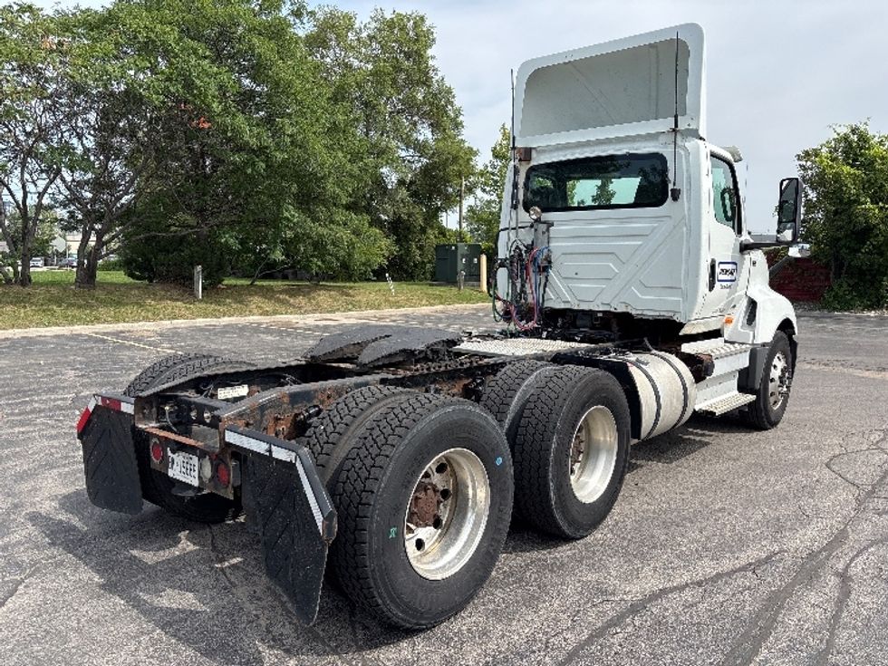 Day Cab Tractor-Heavy Duty Tractors-International-2019-LT625-Brampton-ON-344,320\n\t\tkm-$ 35,750 - Image 7