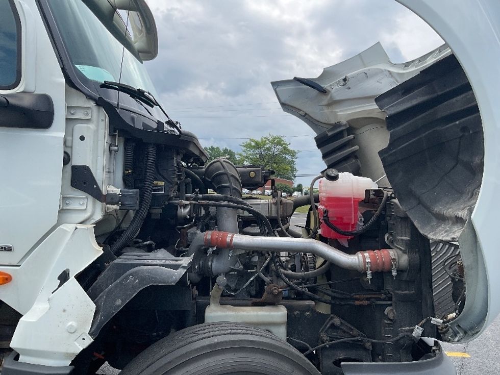 Day Cab Tractor-Heavy Duty Tractors-International-2019-LT625-Brook Park-OH-374,577\n\t\tmiles-$ 24,250 - Image 15