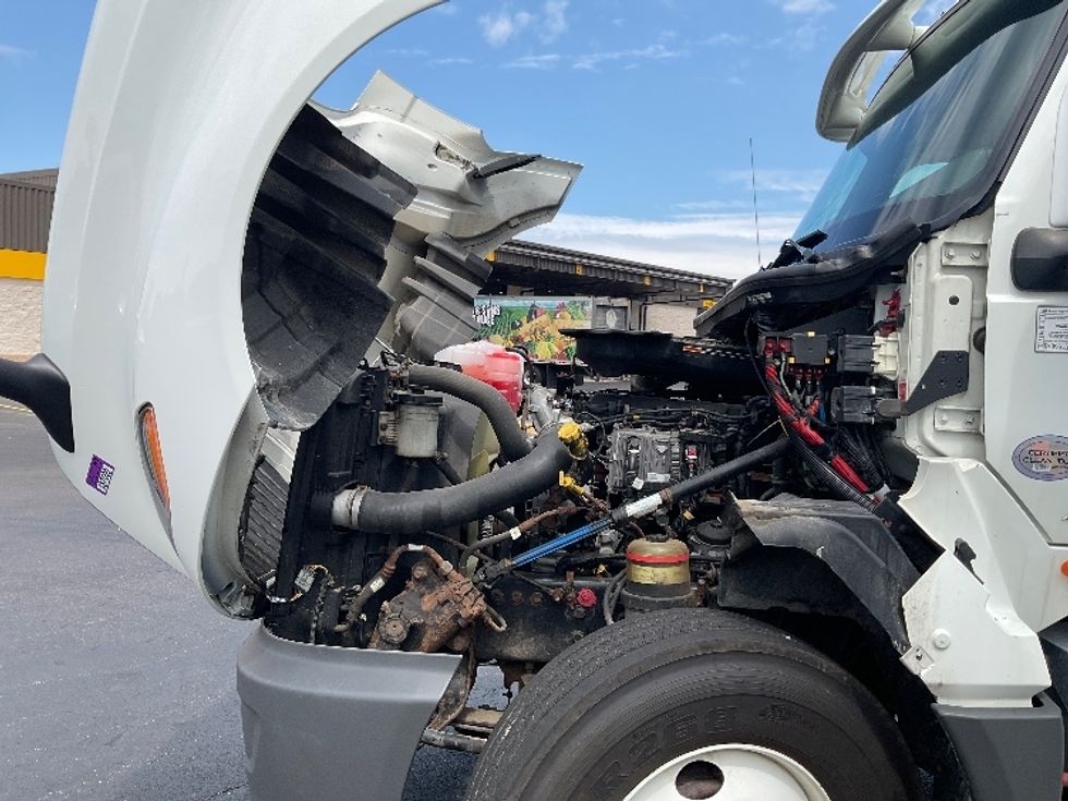 Day Cab Tractor-Heavy Duty Tractors-International-2019-LT625-Brook Park-OH-374,577\n\t\tmiles-$ 24,250 - Image 16