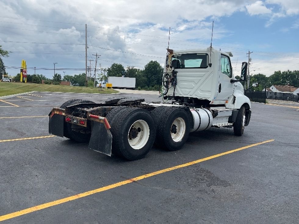 Day Cab Tractor-Heavy Duty Tractors-International-2019-LT625-Brook Park-OH-374,577\n\t\tmiles-$ 24,250 - Image 7