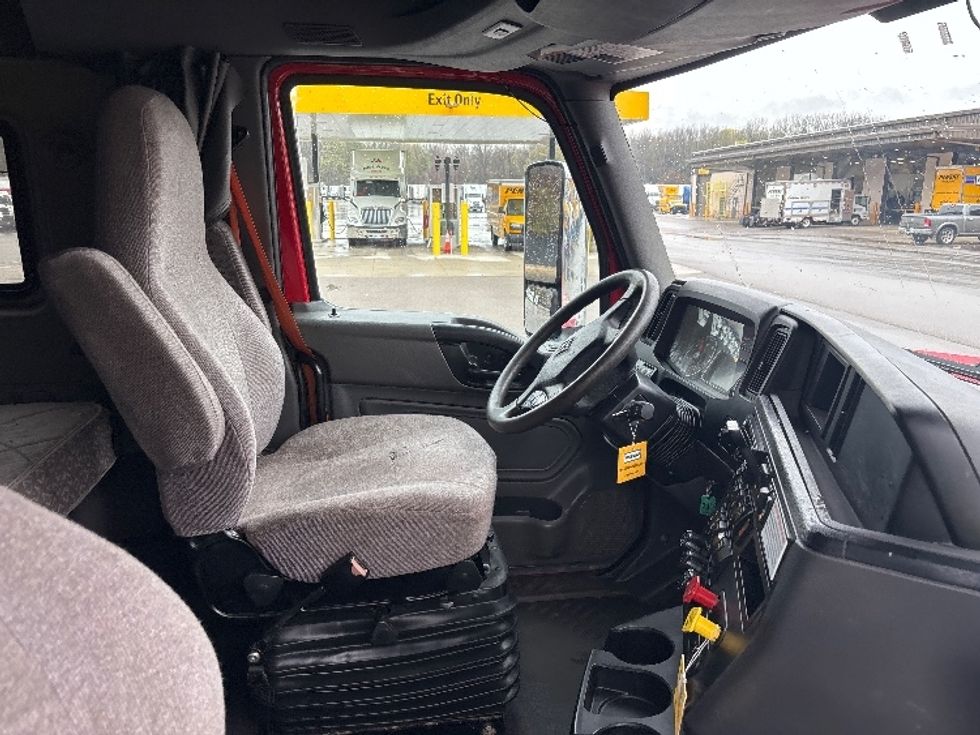 Day Cab Tractor-Heavy Duty Tractors-International-2019-LT625-Byron Center-MI-481,597\n\t\tmiles-$ 26,000 - Image 14