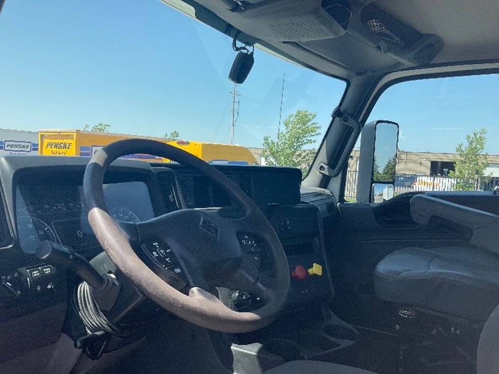 Day Cab Tractor-Heavy Duty Tractors-International-2019-LT625-Cambridge-ON-303,993\n\t\tkm-$ 35,750 - Image 10