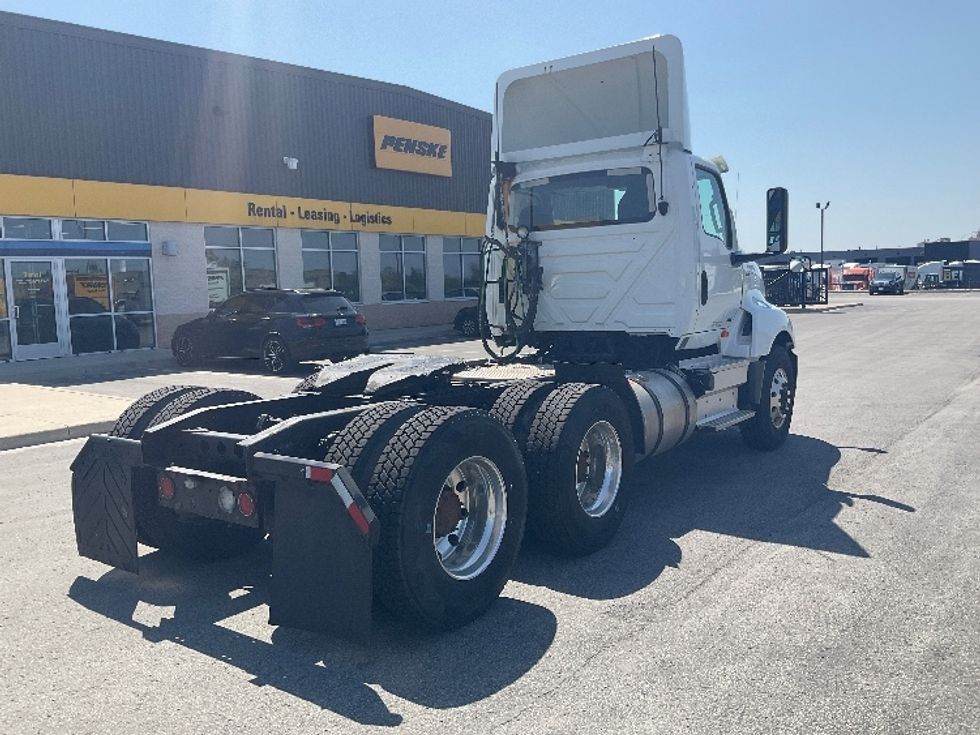 Day Cab Tractor-Heavy Duty Tractors-International-2019-LT625-Cambridge-ON-303,993\n\t\tkm-$ 35,750 - Image 7