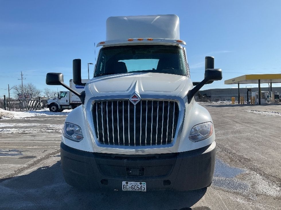 Day Cab Tractor-Heavy Duty Tractors-International-2019-LT625-Cambridge-ON-438,194\n\t\tkm-$ 31,500 - Image 2