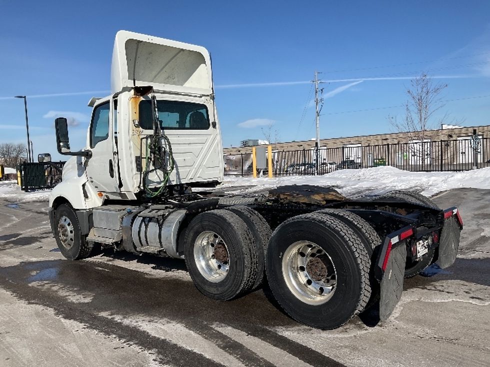 Day Cab Tractor-Heavy Duty Tractors-International-2019-LT625-Cambridge-ON-438,194\n\t\tkm-$ 31,500 - Image 5