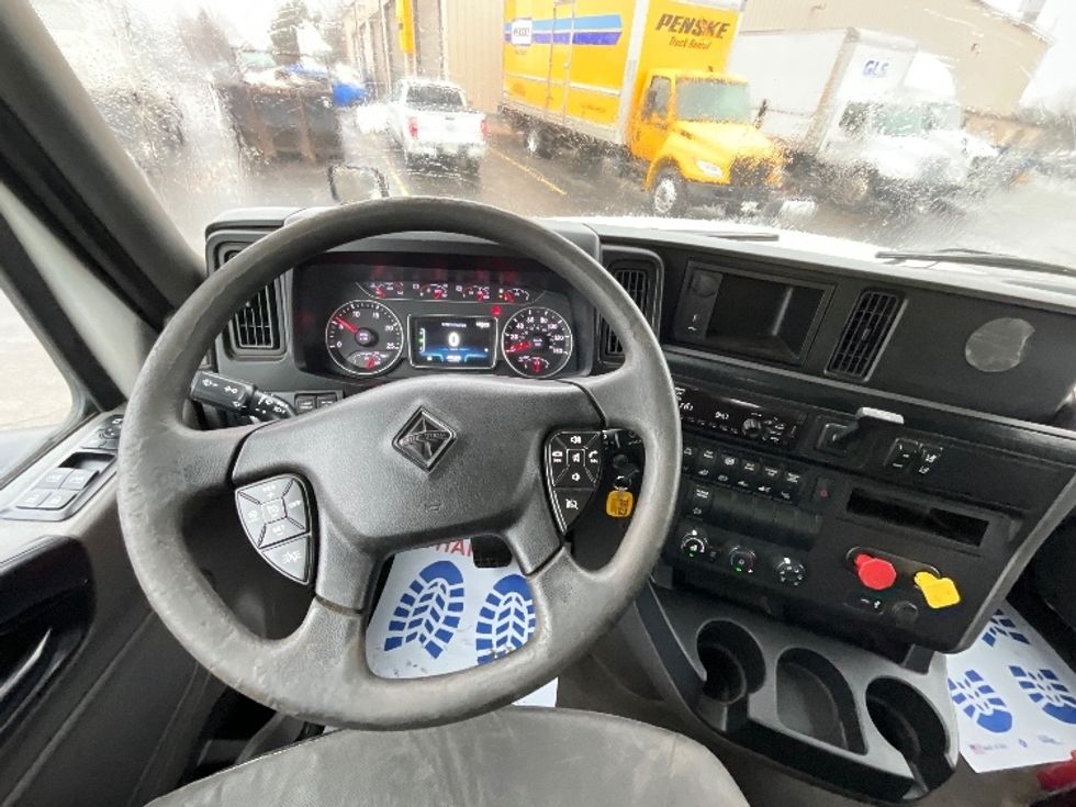 Day Cab Tractor-Heavy Duty Tractors-International-2019-LT625-Cambridge-ON-450,201\n\t\tkm-$ 31,500 - Image 11