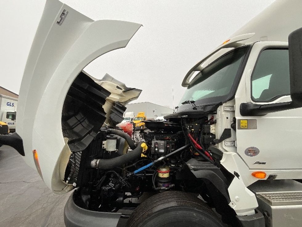 Day Cab Tractor-Heavy Duty Tractors-International-2019-LT625-Cambridge-ON-450,201\n\t\tkm-$ 31,500 - Image 16