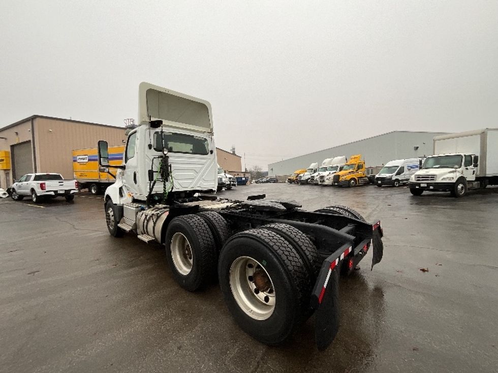 Day Cab Tractor-Heavy Duty Tractors-International-2019-LT625-Cambridge-ON-450,201\n\t\tkm-$ 31,500 - Image 5