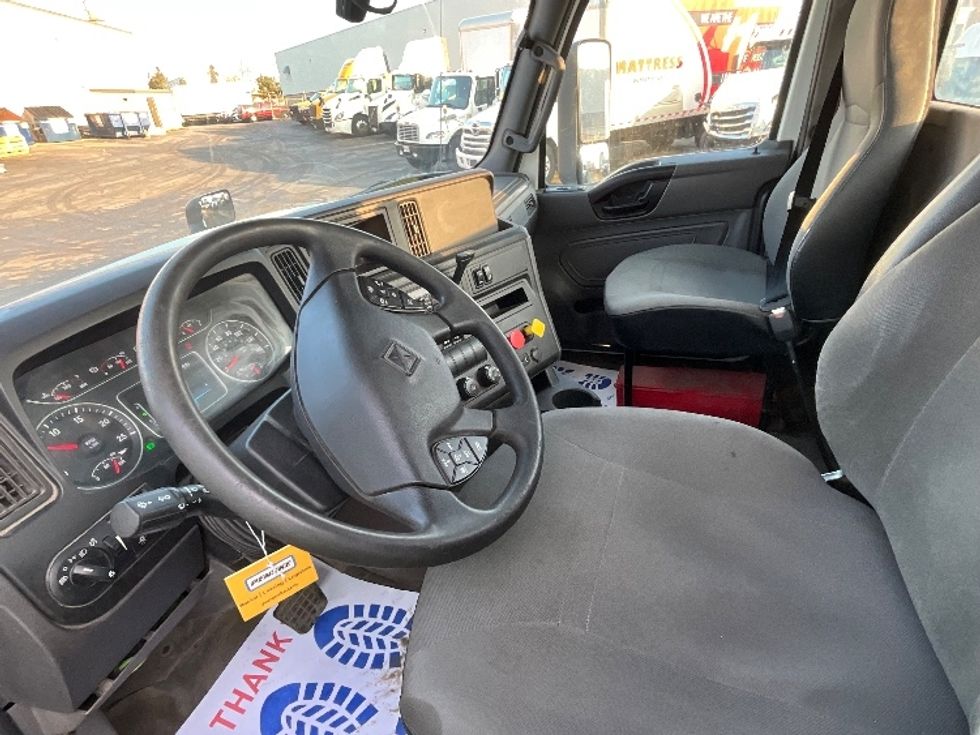 Day Cab Tractor-Heavy Duty Tractors-International-2019-LT625-Cambridge-ON-478,544\n\t\tkm-$ 31,500 - Image 10