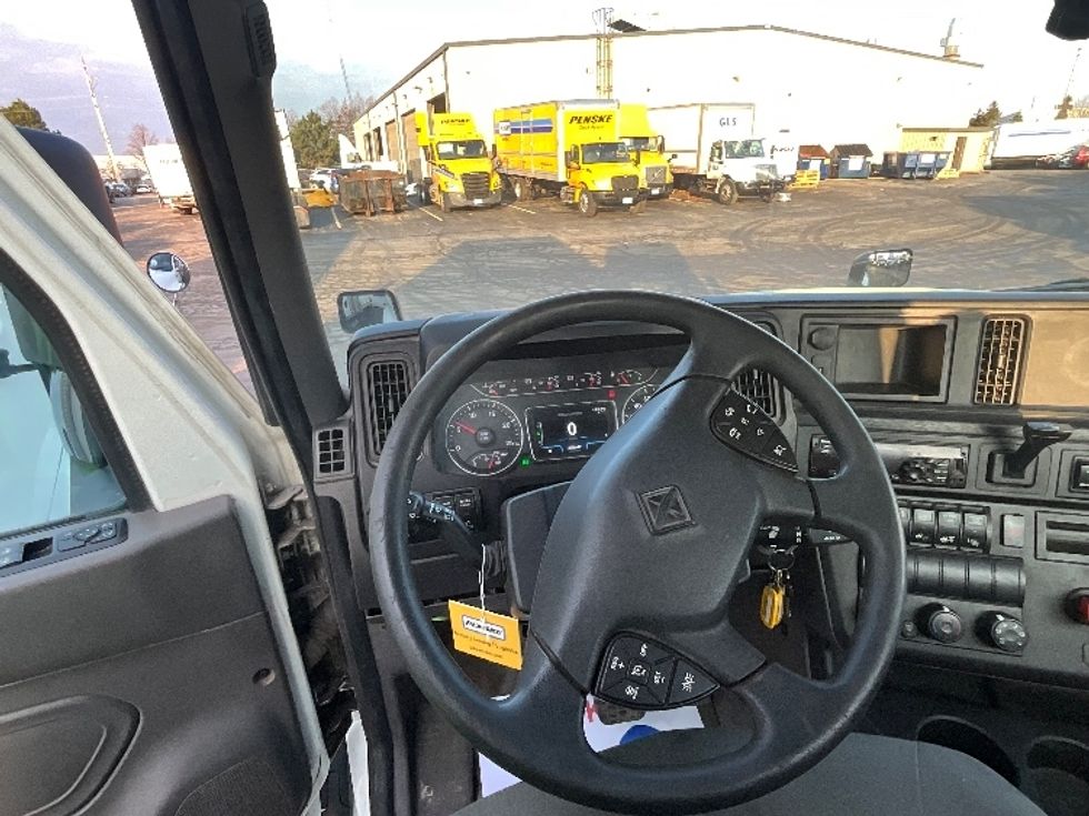 Day Cab Tractor-Heavy Duty Tractors-International-2019-LT625-Cambridge-ON-478,544\n\t\tkm-$ 31,500 - Image 11
