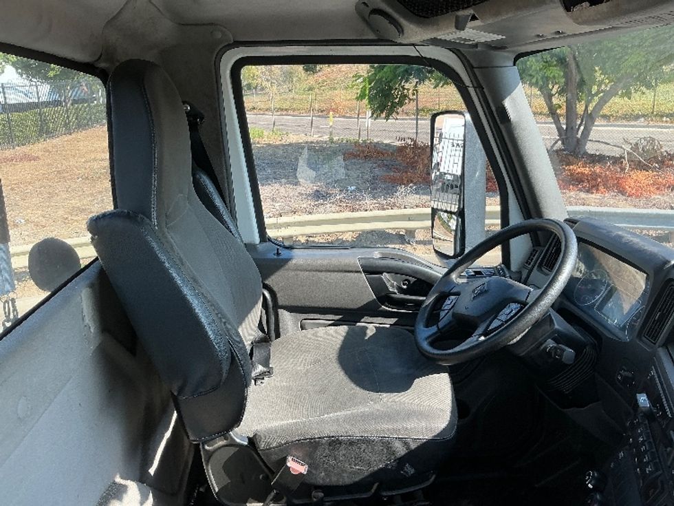 Day Cab Tractor-Heavy Duty Tractors-International-2019-LT625-Carson-CA-171,649\n\t\tmiles-$ 33,750 - Image 14