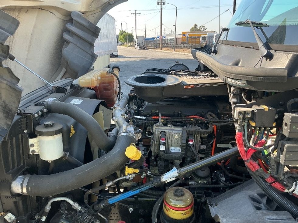 Day Cab Tractor-Heavy Duty Tractors-International-2019-LT625-Carson-CA-171,649\n\t\tmiles-$ 33,750 - Image 17