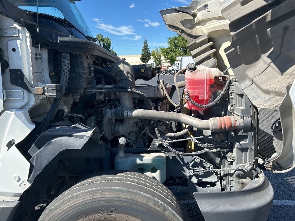 Day Cab Tractor-Heavy Duty Tractors-International-2019-LT625-Ceres-CA-229,164\n\t\tmiles-$ 33,250 - Image 15