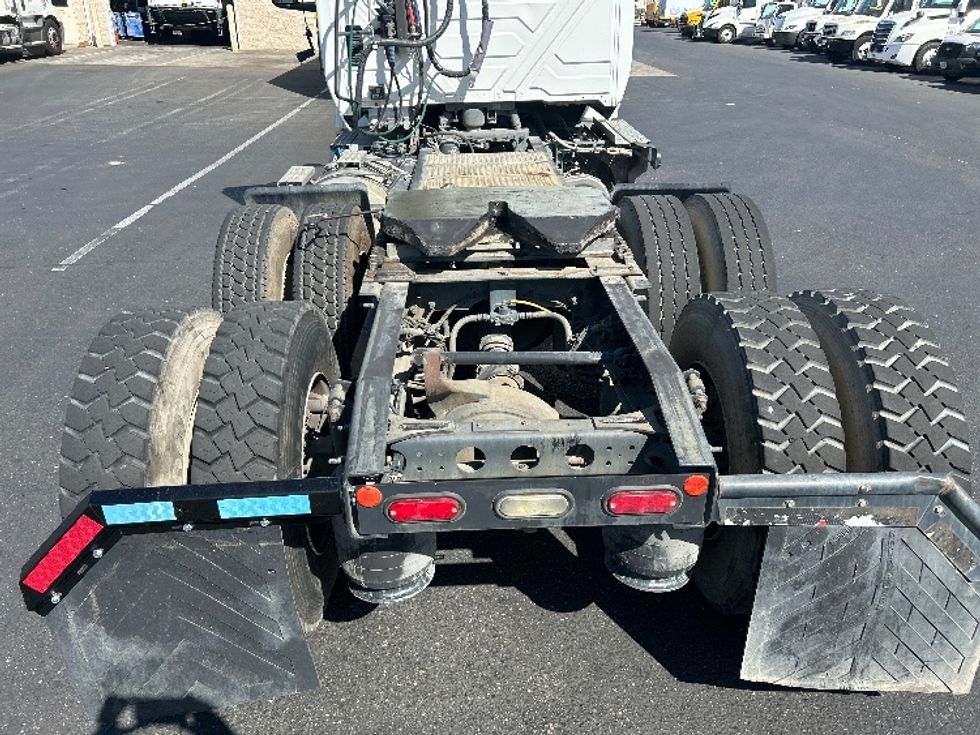 Day Cab Tractor-Heavy Duty Tractors-International-2019-LT625-Ceres-CA-229,164\n\t\tmiles-$ 33,250 - Image 6
