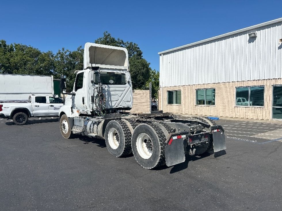 Day Cab Tractor-Heavy Duty Tractors-International-2019-LT625-Ceres-CA-238,404\n\t\tmiles-$ 33,250 - Image 5