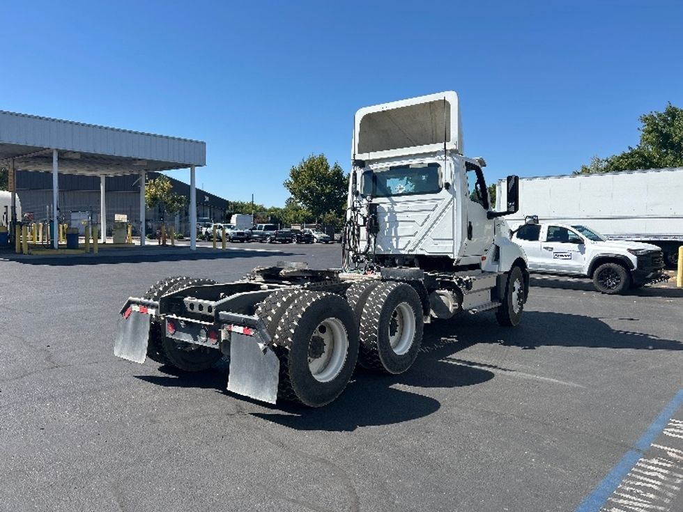Day Cab Tractor-Heavy Duty Tractors-International-2019-LT625-Ceres-CA-238,404\n\t\tmiles-$ 33,250 - Image 7