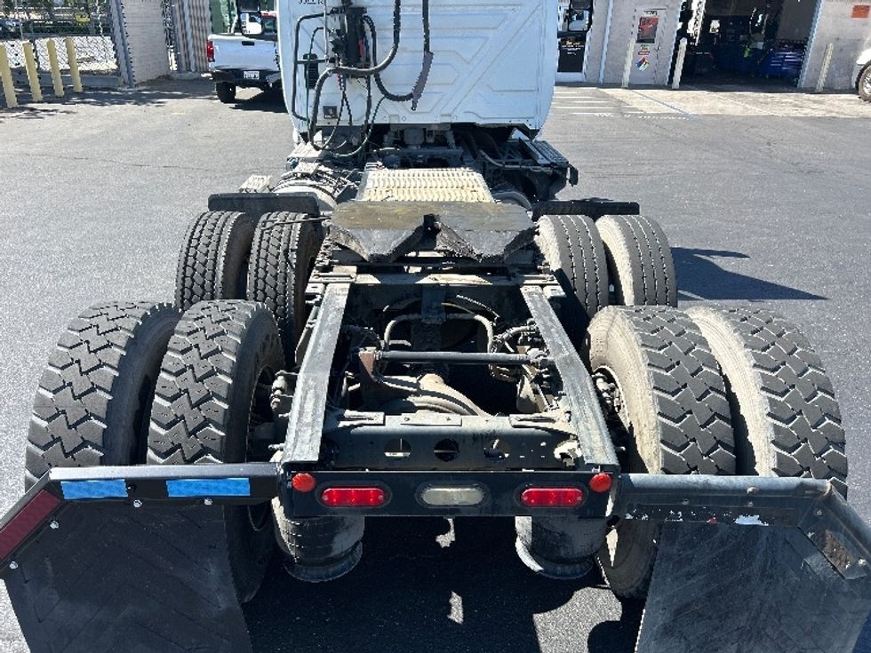 Day Cab Tractor-Heavy Duty Tractors-International-2019-LT625-Ceres-CA-252,367\n\t\tmiles-$ 33,750 - Image 6