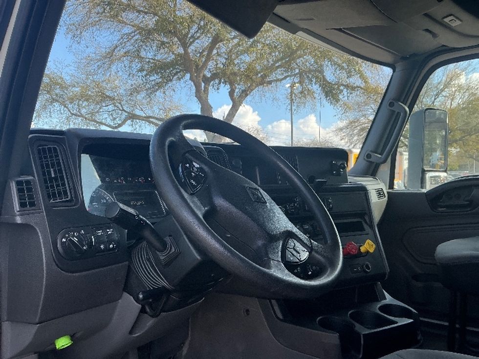 Day Cab Tractor-Heavy Duty Tractors-International-2019-LT625-Cincinnati-OH-399,849\n\t\tmiles-$ 43,750 - Image 10