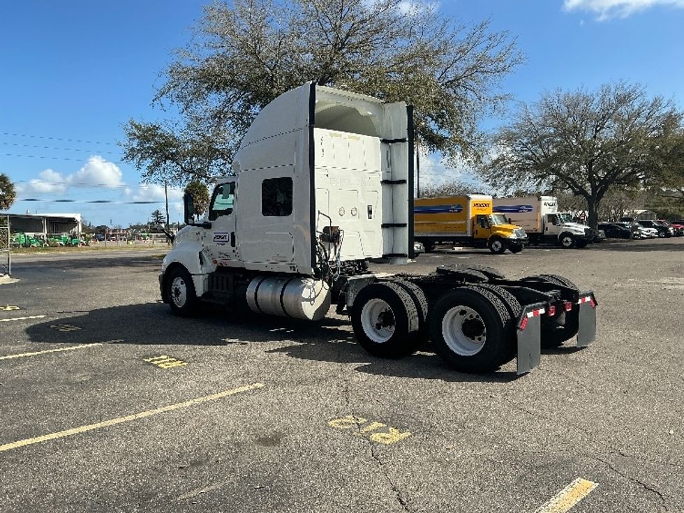Day Cab Tractor-Heavy Duty Tractors-International-2019-LT625-Cincinnati-OH-399,849\n\t\tmiles-$ 43,750 - Image 5