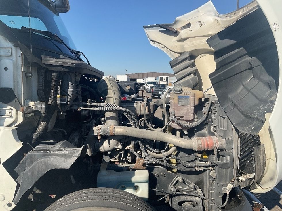 Day Cab Tractor-Heavy Duty Tractors-International-2019-LT625-Cincinnati-OH-529,167\n\t\tmiles-$ 27,750 - Image 15
