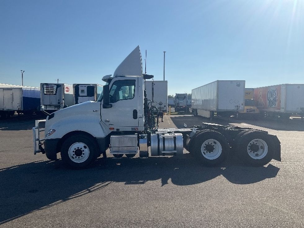 Day Cab Tractor-Heavy Duty Tractors-International-2019-LT625-Cincinnati-OH-529,167\n\t\tmiles-$ 27,750 - Image 4