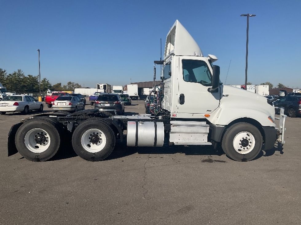 Day Cab Tractor-Heavy Duty Tractors-International-2019-LT625-Cincinnati-OH-529,167\n\t\tmiles-$ 27,750 - Image 8