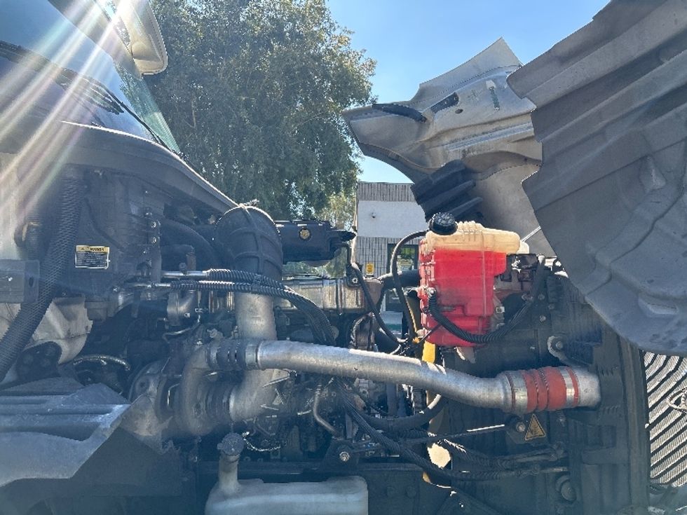 Day Cab Tractor-Heavy Duty Tractors-International-2019-LT625-City Of Industry-CA-186,329\n\t\tmiles-$ 33,750 - Image 15