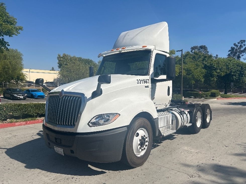 Day Cab Tractor-Heavy Duty Tractors-International-2019-LT625-City Of Industry-CA-186,329\n\t\tmiles-$ 33,750 - Image 3