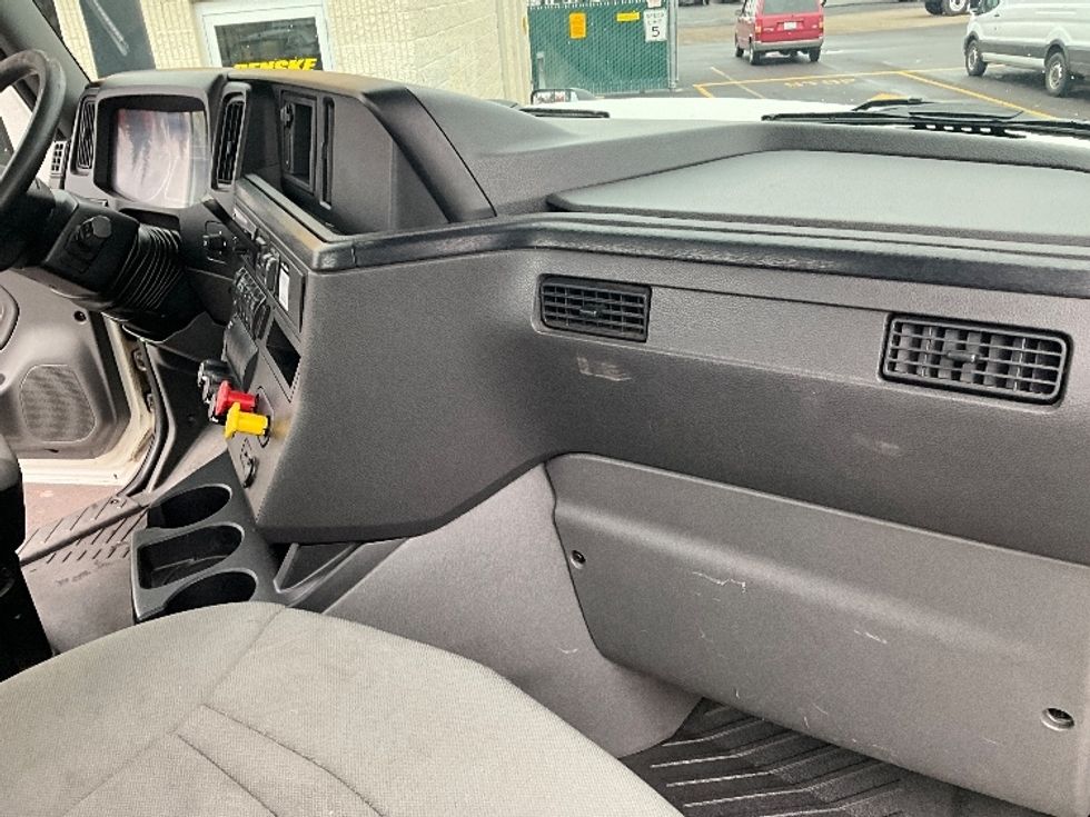 Day Cab Tractor-Heavy Duty Tractors-International-2019-LT625-Clackamas-OR-189,276\n\t\tmiles-$ 37,250 - Image 13