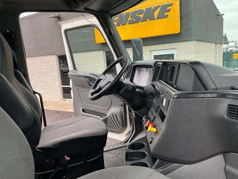 Day Cab Tractor-Heavy Duty Tractors-International-2019-LT625-Clackamas-OR-189,276\n\t\tmiles-$ 37,250 - Image 14