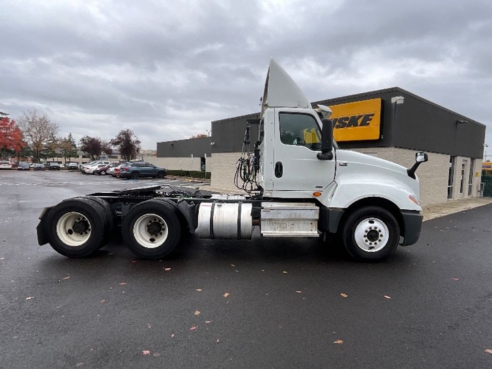 Day Cab Tractor-Heavy Duty Tractors-International-2019-LT625-Clackamas-OR-189,276\n\t\tmiles-$ 37,250 - Image 8