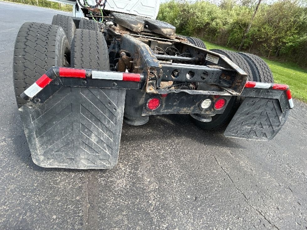 Day Cab Tractor-Heavy Duty Tractors-International-2019-LT625-Clearfield-PA-412,351\n\t\tmiles-$ 23,750 - Image 17