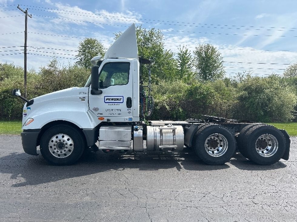 Day Cab Tractor-Heavy Duty Tractors-International-2019-LT625-Clearfield-PA-412,351\n\t\tmiles-$ 23,750 - Image 4