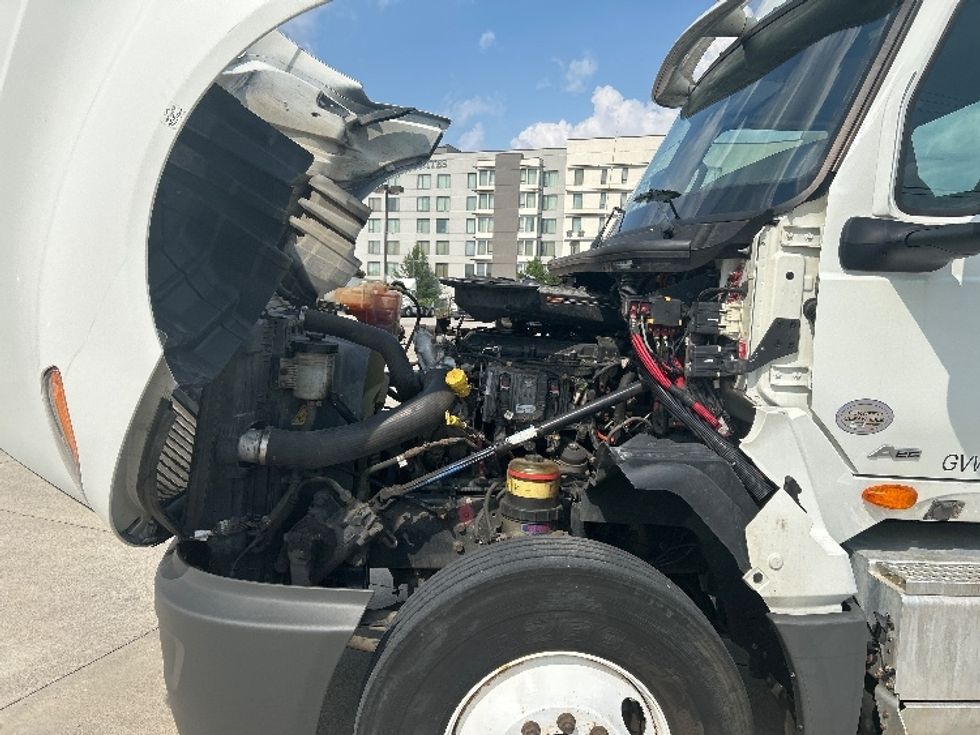 Day Cab Tractor-Heavy Duty Tractors-International-2019-LT625-Cleveland-TN-344,620\n\t\tmiles-$ 26,250 - Image 16