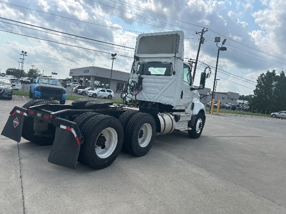 Day Cab Tractor-Heavy Duty Tractors-International-2019-LT625-Cleveland-TN-344,620\n\t\tmiles-$ 26,250 - Image 7
