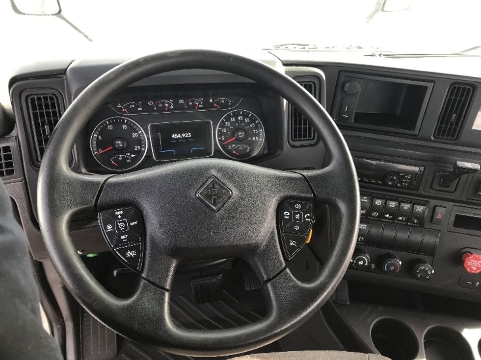 Day Cab Tractor-Heavy Duty Tractors-International-2019-LT625-Cleveland-TN-479,799\n\t\tmiles-$ 22,750 - Image 11