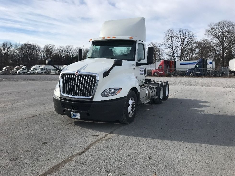 Day Cab Tractor-Heavy Duty Tractors-International-2019-LT625-Cleveland-TN-479,799\n\t\tmiles-$ 22,750 - Image 3