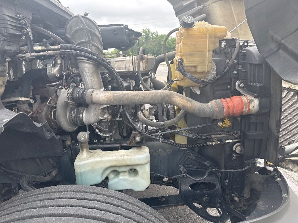 Day Cab Tractor-Heavy Duty Tractors-International-2019-LT625-Columbia-TN-497,436\n\t\tmiles-$ 10,000 - Image 14