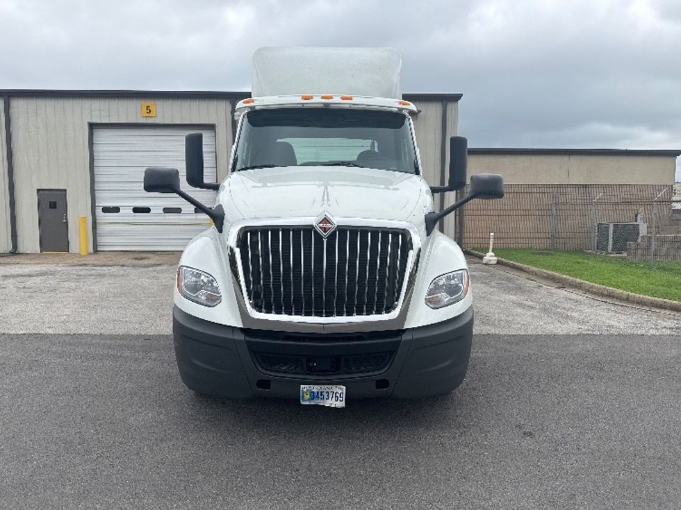 Day Cab Tractor-Heavy Duty Tractors-International-2019-LT625-Columbia-TN-497,436\n\t\tmiles-$ 10,000 - Image 2