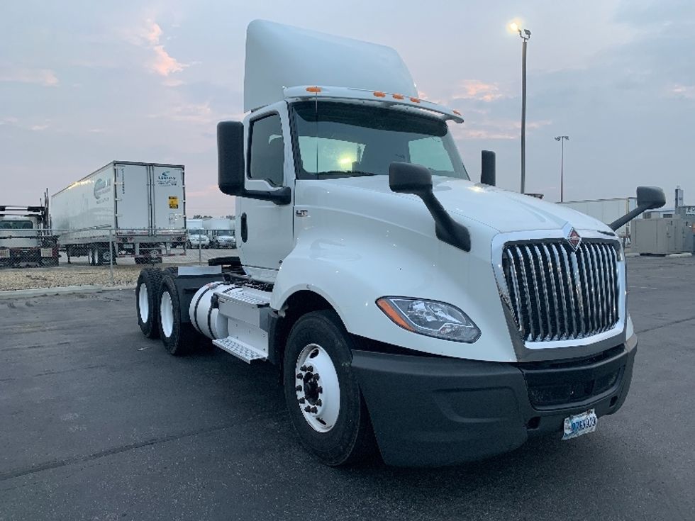 Day Cab Tractor-Heavy Duty Tractors-International-2019-LT625-Columbus-OH-218,176\n\t\tmiles-$ 30,000 - Image 1