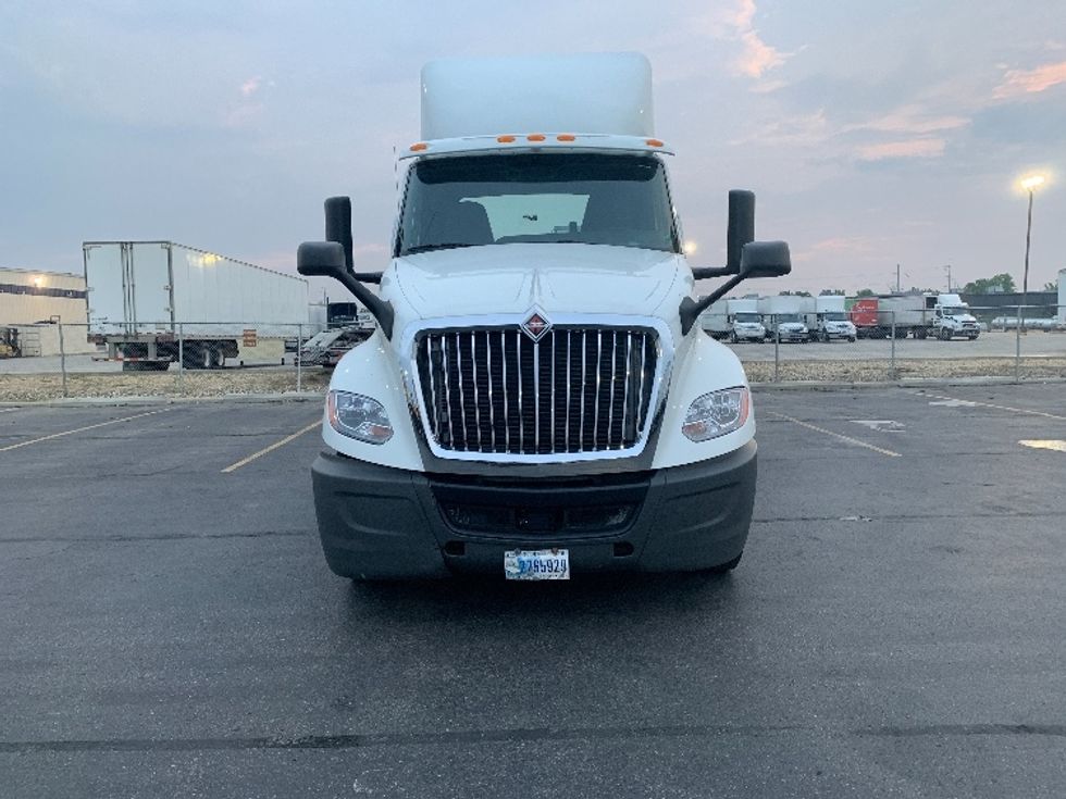Day Cab Tractor-Heavy Duty Tractors-International-2019-LT625-Columbus-OH-218,176\n\t\tmiles-$ 30,000 - Image 2